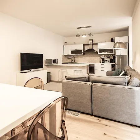 Apartmán Prestige, Rickeys *